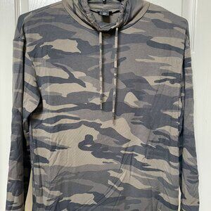 Tahari Women's Camouflage Long Sleeve Drawstring Turtleneck